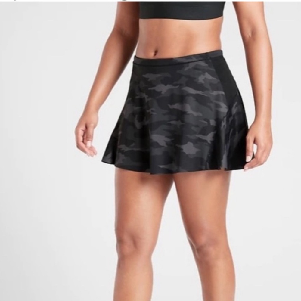 NWOT Athleta Match Point Camo Skort
